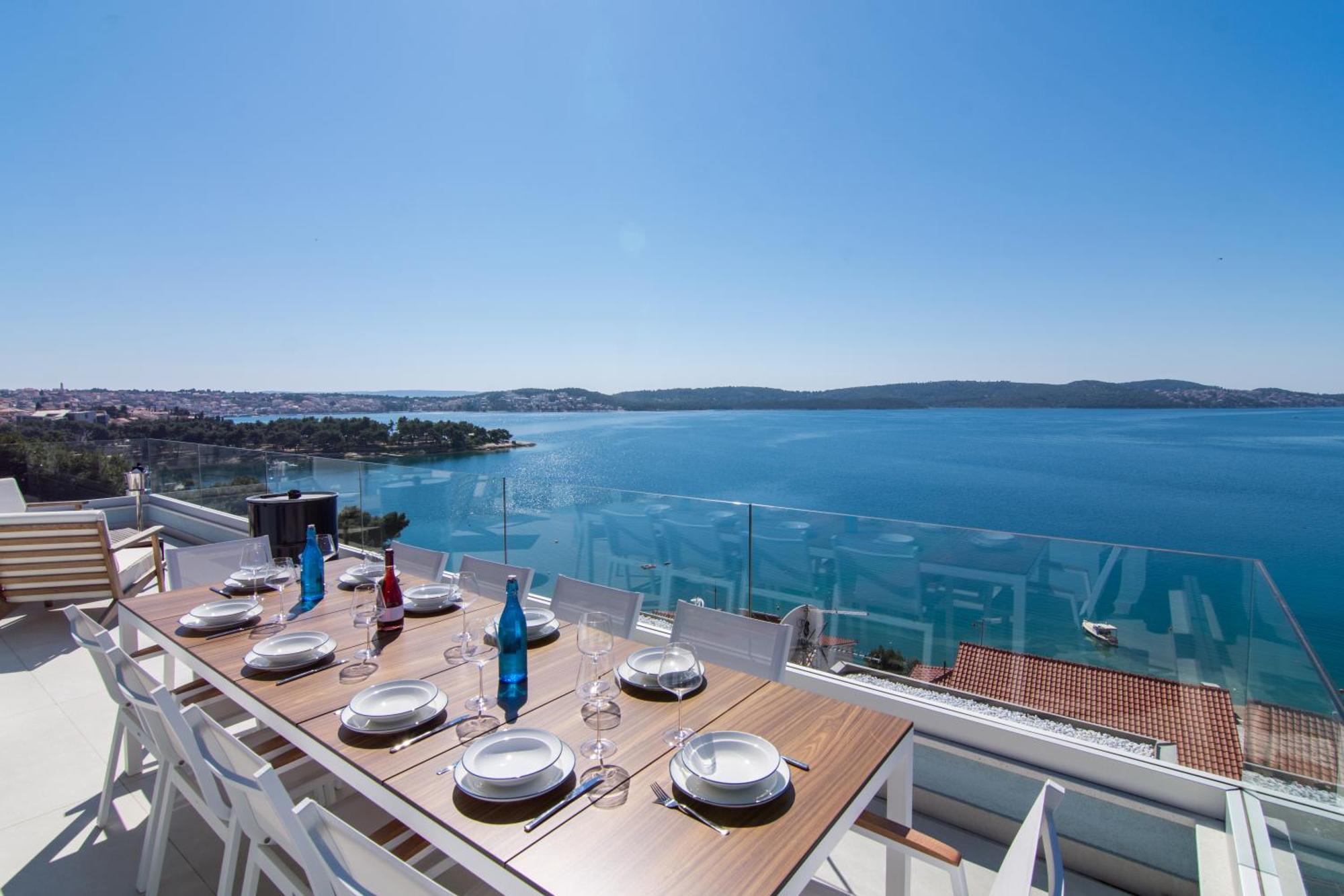 Seafront Luxury Apartments Fun Trogir Exterior photo