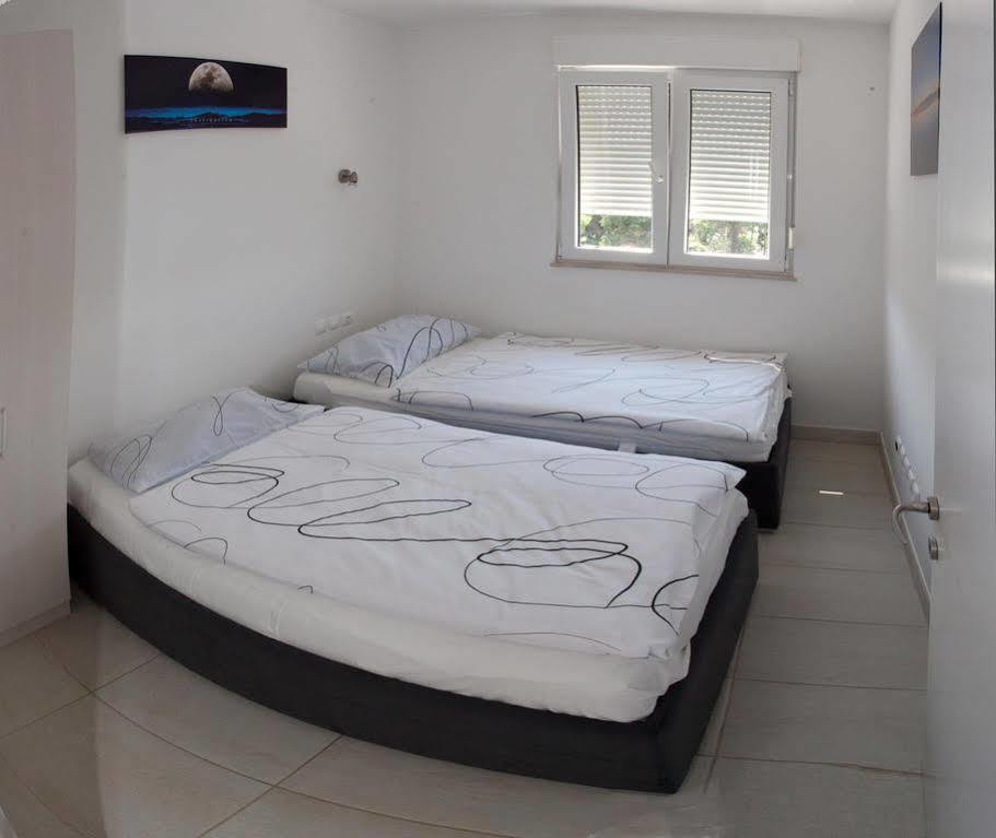 Seafront Luxury Apartments Fun Trogir Exterior photo
